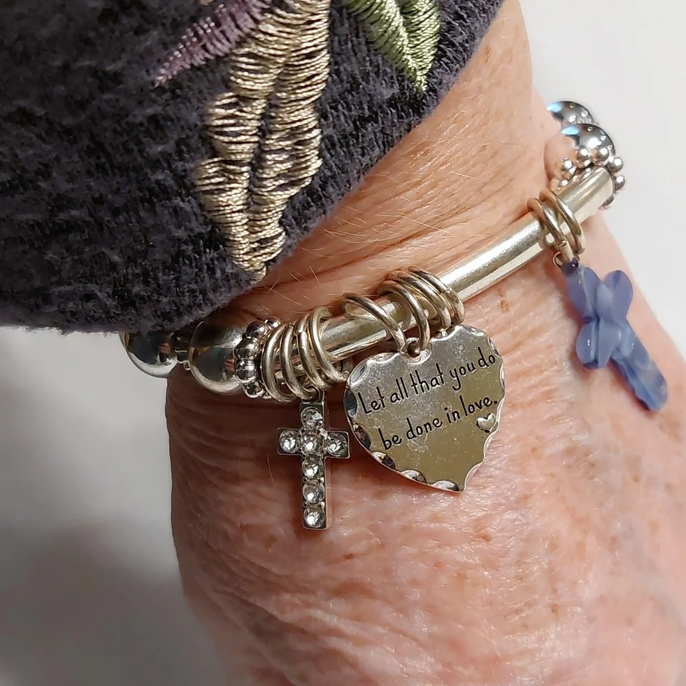 Silvertone Vintage Artisan Bracelet with Inspirational Charms Heart Cross NWOT